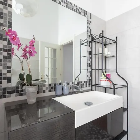 아파트 Mameli